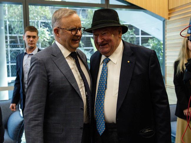 Prime Minister Anthony Albanese and Lindsay Fox. Picture: NCA NewsWire / Diego Fedele