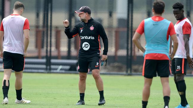 Wanderers coach Jean-Paul de Marigny: ‘It doesn’t matter if we are playing in front of zero people or 28,000 people.’ Picture: Jeremy Piper