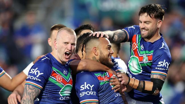 AUCKLAND, NEW ZEALAND - SEPTEMBER 16: Addin Fonua-Blake scores a try during the NRL Semi Final match between the New Zealand Warriors and Newcastle Knights at Go Media Stadium Mt Smart on September 16, 2023 in Auckland, New Zealand. (Photo by Fiona Goodall/Getty Images)