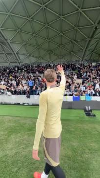 Tottenham Hotspurs receive a warm welcome in Melbourne