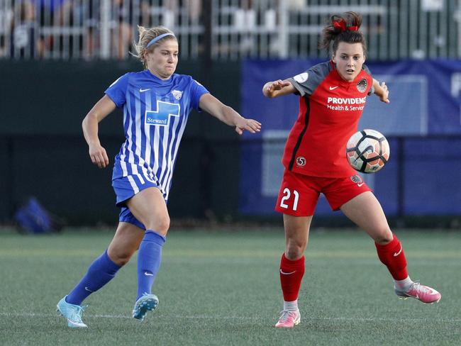 Hayley Raso playing for Portland Thorns FC in 2017. (Photo by Fred Kfoury III/Icon Sportswire via Getty Images)