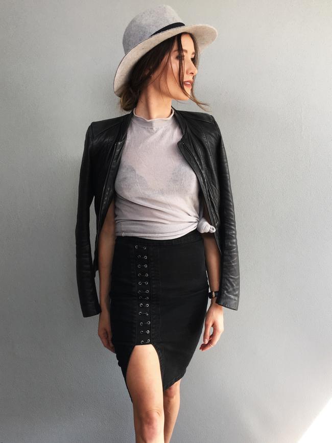 6. EMILY WHITLOCK: “Bag, jewellery, sunnies – no detail goes unnoticed on Emily’s fashion watch.” - Chantay Logan
