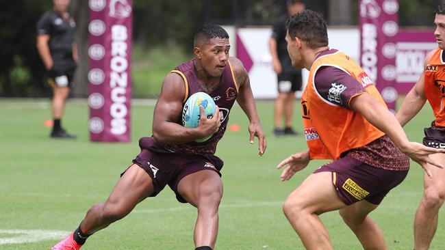 Tesi Niu. The Brisbane Broncos training at Red Hill. Pic Peter Wallis