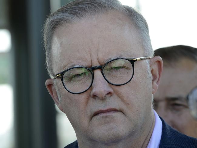 PERTH, AUSTRALIA - NewsWire Photos - 8 DECEMBER 2024:  Prime Minister Anthony Albanese joins Premier Roger Cook & Rita Saffioti on the newly opened Ellenbrook train line via Metronet.Picture: NewsWire / Sharon Smith