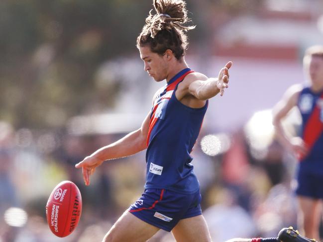 MELBOURNE, AUSTRALIA - APRIL 06: Sam Lowson of Coburg misses a kick for goal in the dying stages during the round one VFL match between the Coburg Lions and Collingwood Magpies at Pirhana Park on April 06, 2019 in Melbourne, Australia. (Photo by Michael Dodge/AFL Photos/Getty Images)