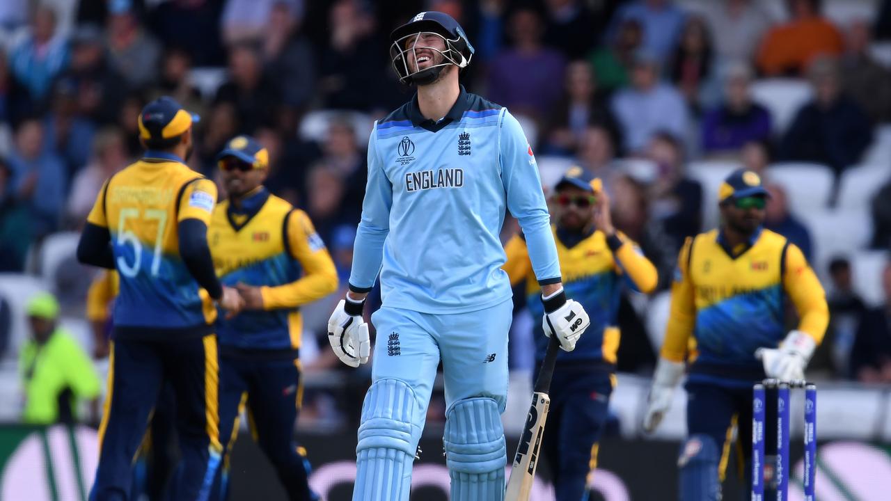 England couldn’t handle the pressure against Sri Lanka. Photo: Dibyangshu Sarkar/AFP.