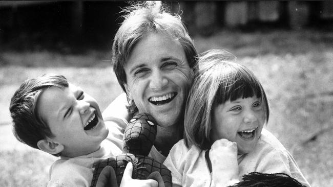 Tim Watson with son Jobe and daughter Billie in 1989.