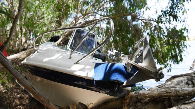 Boat crash Fitzroy River.