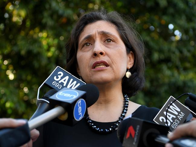 Victorian Minister for Energy, Environment, and Climate Change, Lily D'Ambrosio holds a media doorstop outside Parliament House in Melbourne, Wednesday, October 18, 2017. Ms D'Ambrosio was giving her reaction to the Victorian Government's plan to ban single-use plastic shopping bags. (AAP Image/Joe Castro) NO ARCHIVING