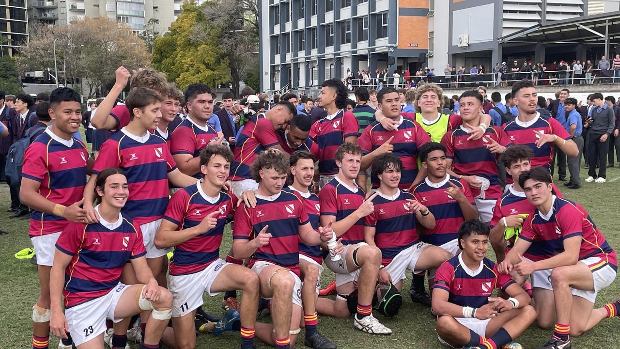Membefrs of the winning BSHS GPS First Xv side.