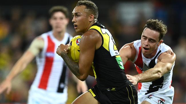 Shai Bolton puts the pedal down as the Tigers established control early against St Kilda.