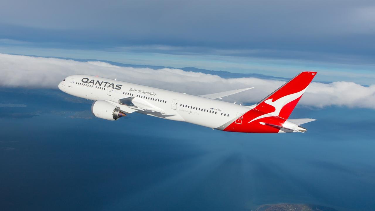 Travel Deal Tuesday: Qantas flight sale | LA return flights from $949 ...