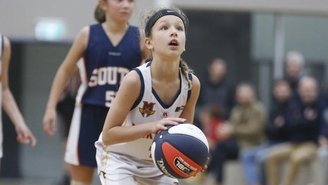 Full of concentration at the free throw line. Picture: Valeriu Campan