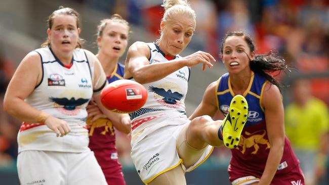 Could Erin Phillips play in the AFL? Picture: AFL Media