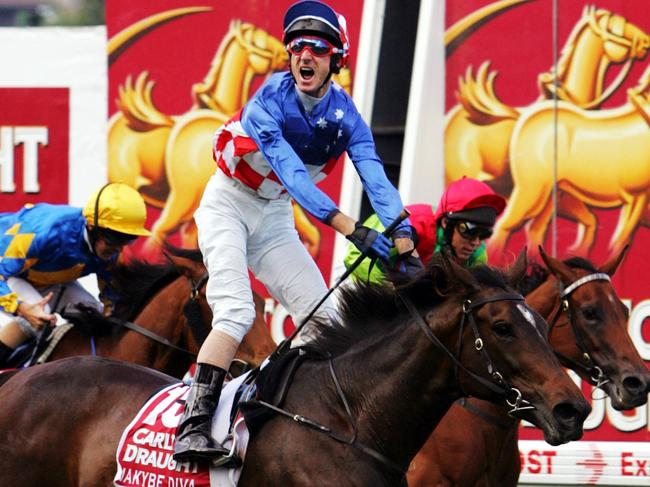 PIRATE 22/10/2005. Glen Boss on Makybe Diva after winning the Cox Plate. Moonee Valley.