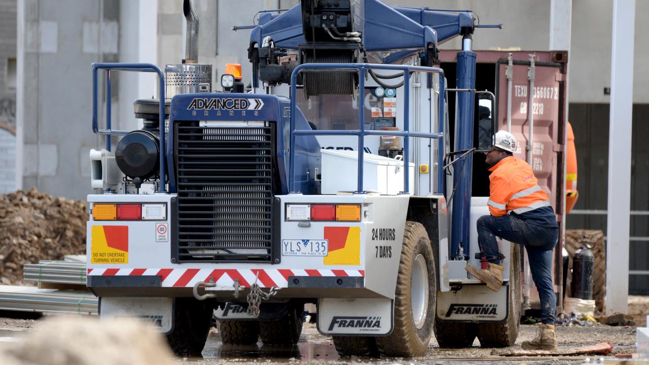 Generic picture of a construction worker on a building site. NCA NewsWire / Andrew Henshaw