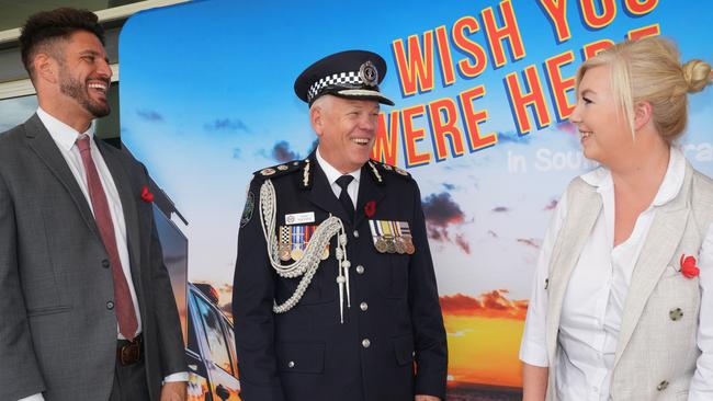 Police Commissioner Grant Stevens with two new international recruits, Oliver from Dorset in Southern England and Emma Hollywood from Scotland. Picture Dean Martin