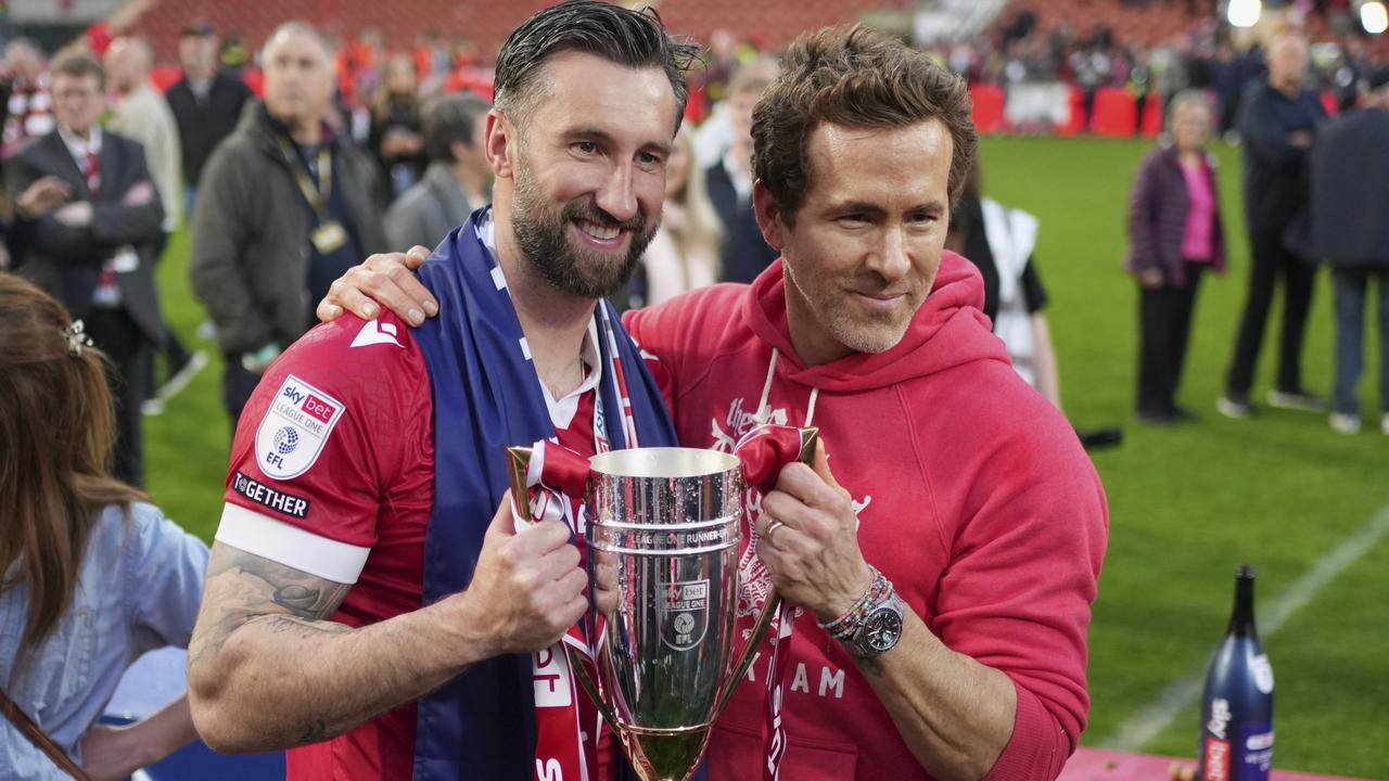 Famed footballers to visit Australia