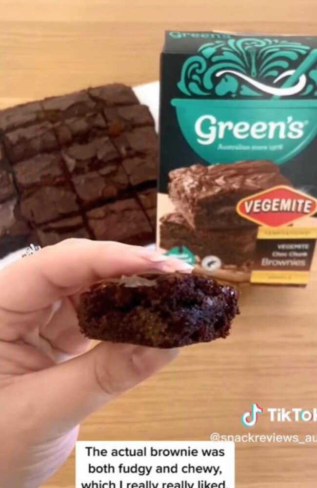 She praised the brownie’s texture. Picture: @snackreviews_aus/TikTok