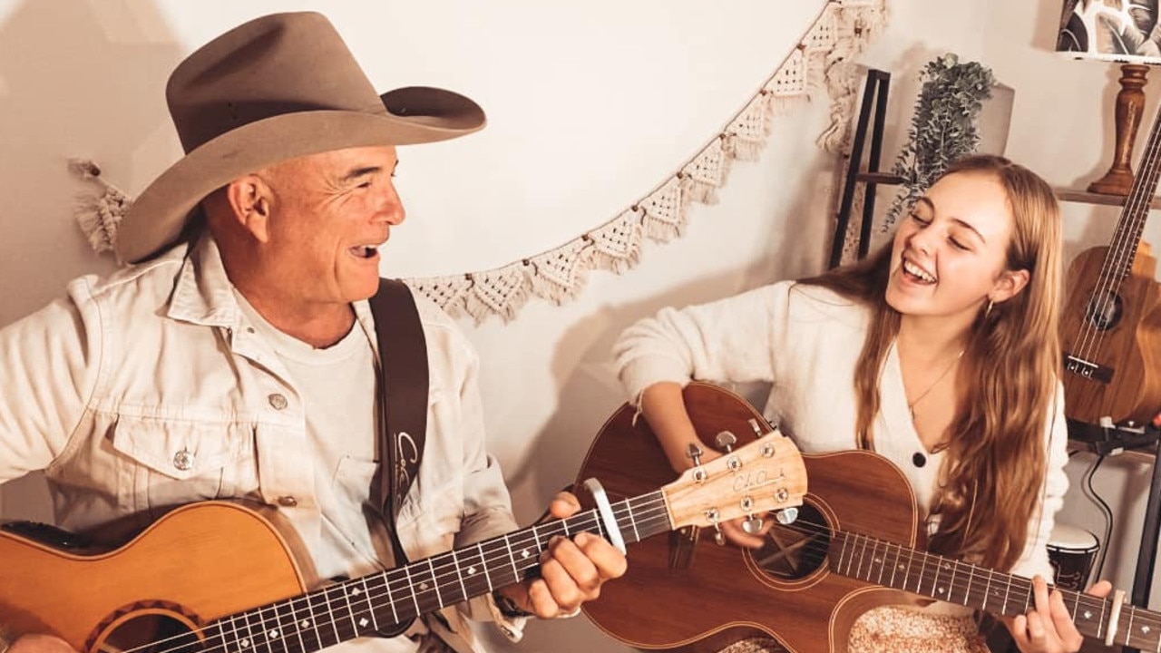 Up and coming solo artist Lily Grace and iconic Australian country music artist James Blundell are bringing their tour to Toowoomba on Friday.