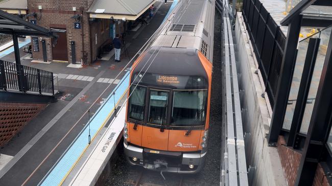 The T3 Bankstown line closure will last longer than expected due to industrial action. Picture: NewsWire / Damian Shaw