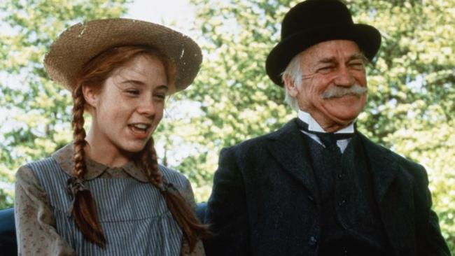 Anne with an E on Netflix: Anne of Green Gables adaptation is darker ...