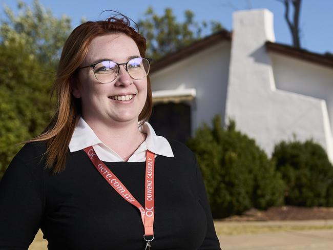 Erin Young outside a home for lease in Darlington, where rent prices are set to increase, Thursday, Feb. 13, 2025. Picture: Matt Loxton