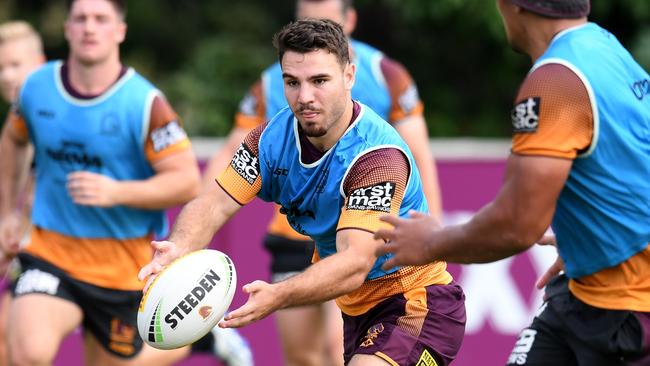 Brisbane Broncos player Sean O'Sullivan is seen during training in Brisbane, Wednesday, May 15, 2019. (AAP Image/Dan Peled) NO ARCHIVING