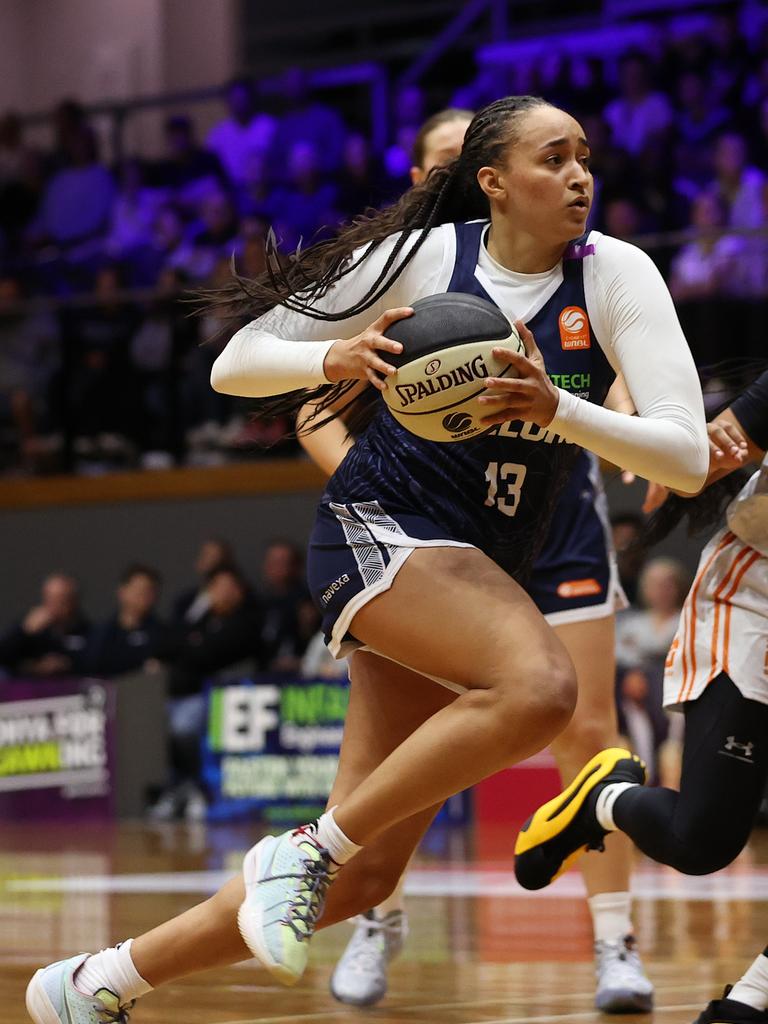 GEELONG, AUSTRALIA - OCTOBER 30: Haley Jones of Geelong United handles the ball during the round one WNBL match between Geelong United and Townsville Fire at The Geelong Arena, on October 30, 2024, in Geelong, Australia. (Photo by Kelly Defina/Getty Images)