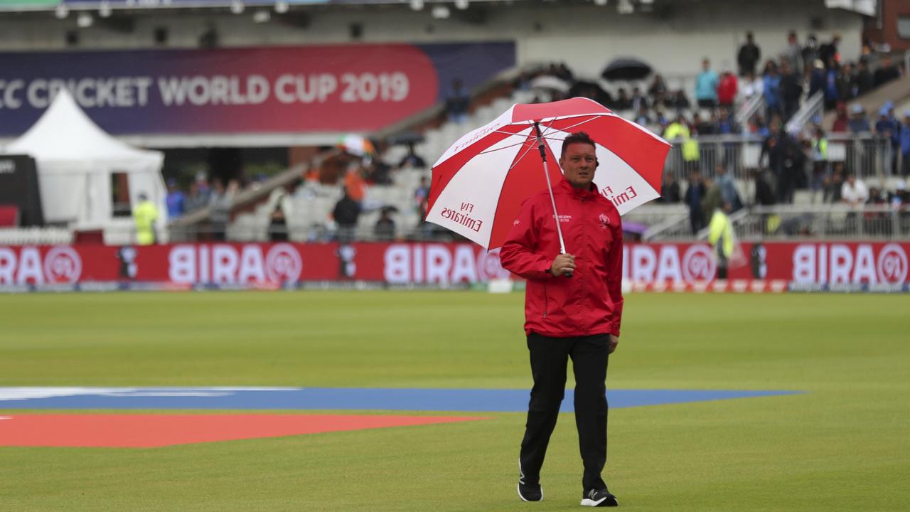 Wet weather threatens to play a part in the semi final.