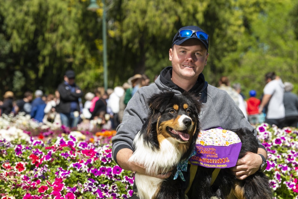 Carnival of Flowers 2020 ambassadog Rambo with owner Howard Du Plessis in Queens Park, Saturday, September 26, 2020. Picture: Kevin Farmer