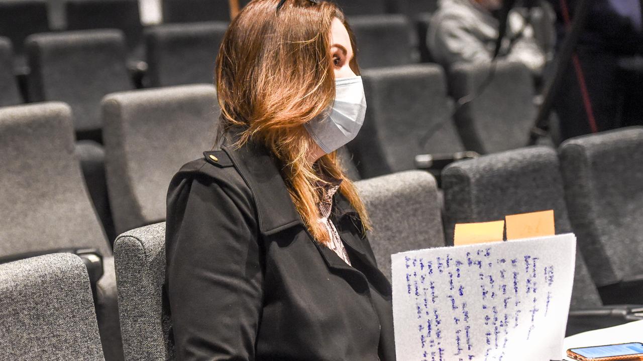 Peta Credlin demanding answers from Victorian Premier Daniel Andrews at his daily COVID-19 press conference at Treasury Theatre. Picture: NCA NewsWire / Penny Stephens