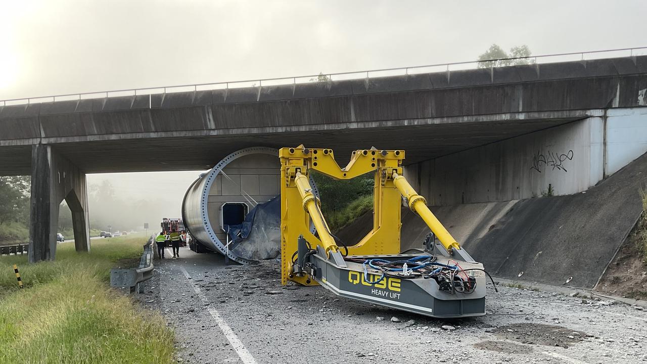Highway reopens earlier than expected after overpass strike