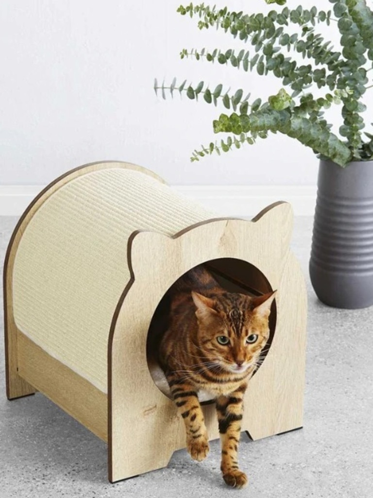 Aldi cat outlet bed