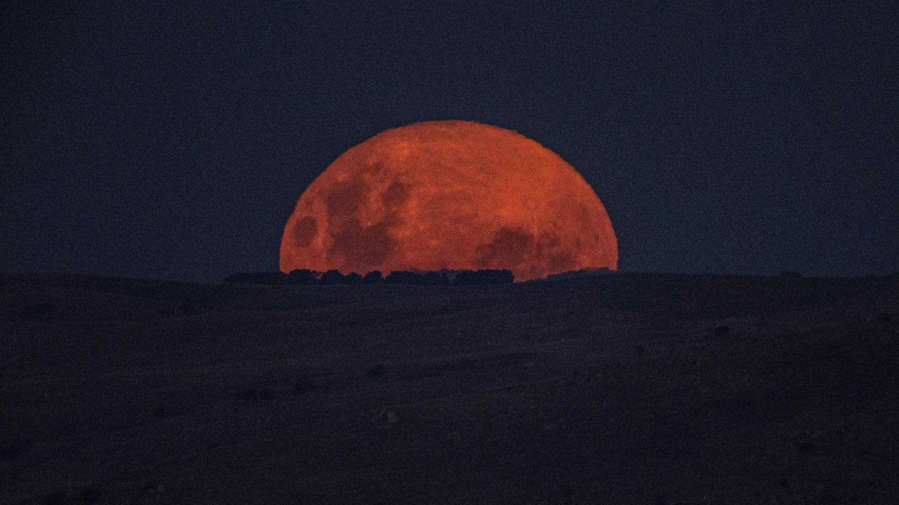 Supermoon Australia, how, where to watch, best time Herald Sun