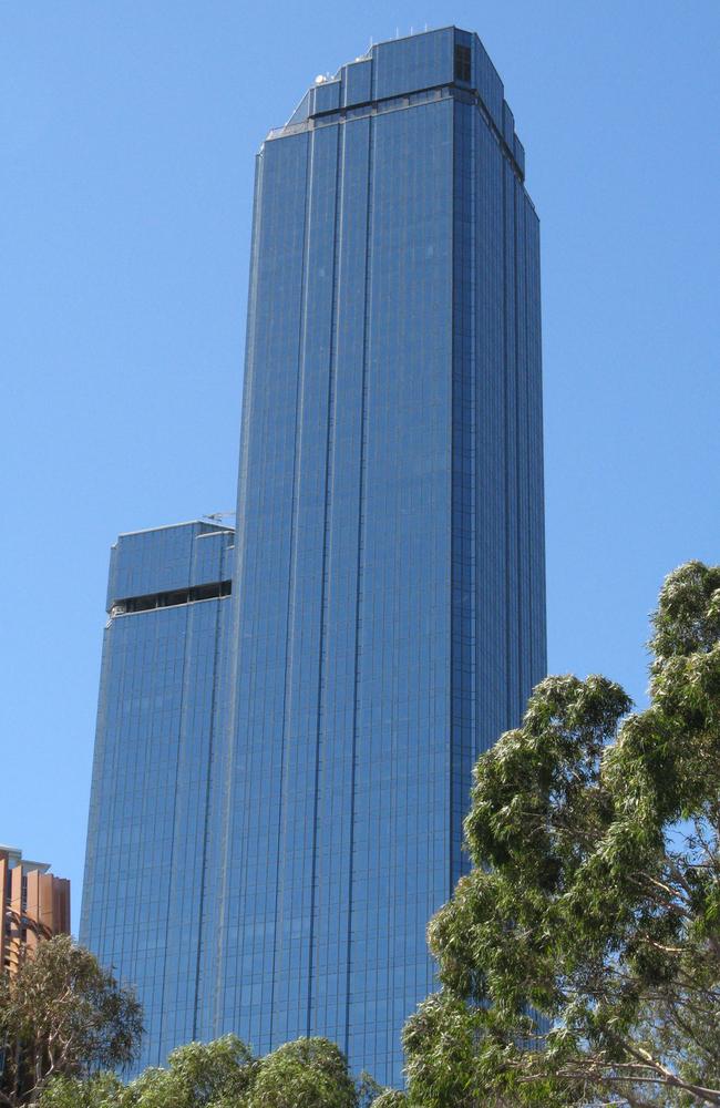 The Rialto Towers had Melbourne’s first high-rise observation deck. Picture: HWT Library.