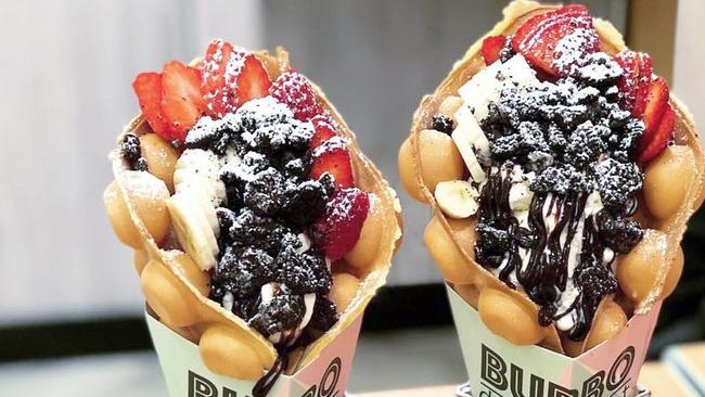 Bubbo Dessert's classic bubble waffle.