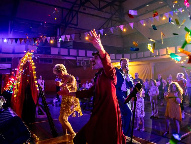 Hundreds find inspiration at inaugural Gympie dance affair