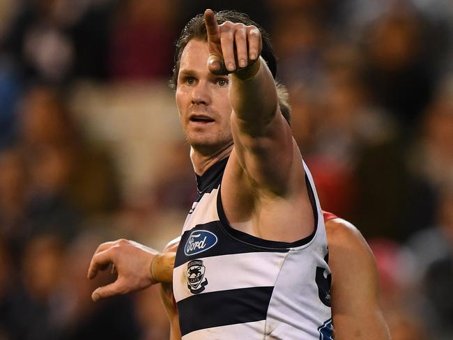 Patrick Dangerfield of the Cats is seen in action during the second semi-final between the Geelong Cats and the Sydney Swans at MCG in Melbourne, Friday, September 15, 2017. (AAP Image/Julian Smith) NO ARCHIVING, EDITORIAL USE ONLY