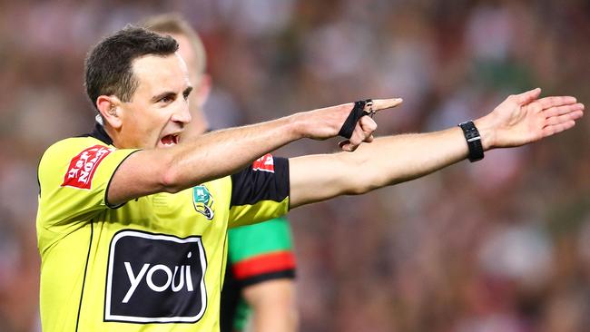 Referees will penalise teams for infringements inside the 40m zone. Picture: Mark Kolbe/Getty Images