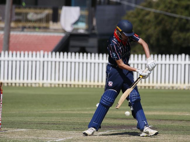 Henry Read defends for Easts. Picture Warren Gannon Photography