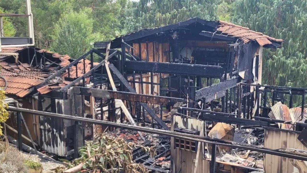 Healesville house fire: Bed and breakfast on Graceburn Road goes up in ...