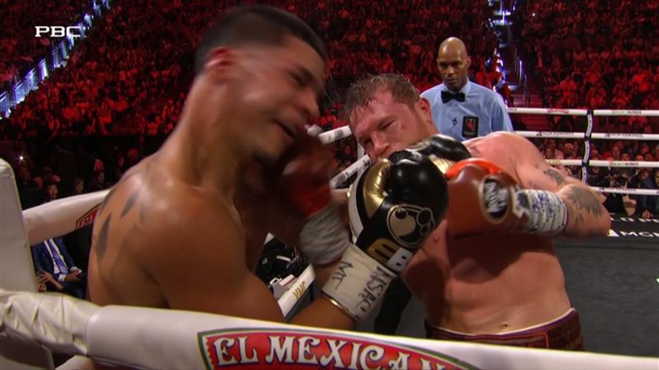 Canelo Alvarez defeats Edgar Berlanga to retain unified super middleweight world title, result, video, highlights