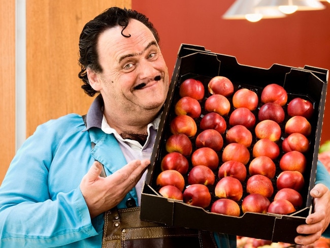 Con the Fruiterer: The comedians tash