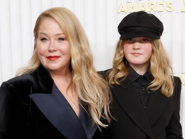 LOS ANGELES, CALIFORNIA - FEBRUARY 26: (L-R) Christina Applegate and Sadie Grace LeNoble attend the 29th Annual Screen Actors Guild Awards at Fairmont Century Plaza on February 26, 2023 in Los Angeles, California.   Frazer Harrison/Getty Images/AFP (Photo by Frazer Harrison / GETTY IMAGES NORTH AMERICA / Getty Images via AFP)
