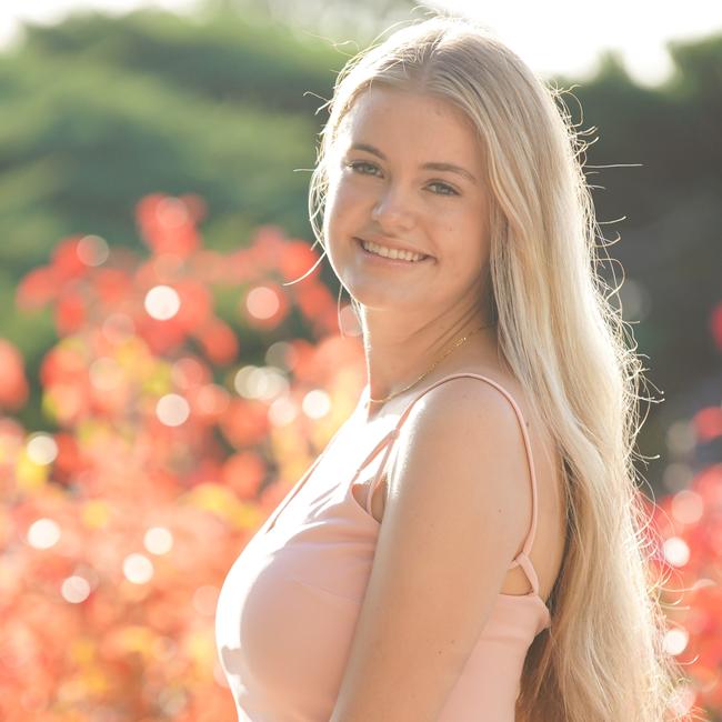 Miss World Australia 2023 contender Becky Wolfe, 18.