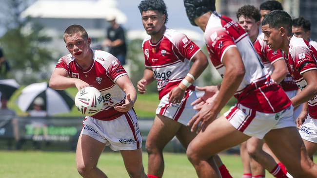 Cohen Cochran brings his forwards onto the ball. Picture: Glenn Campbell