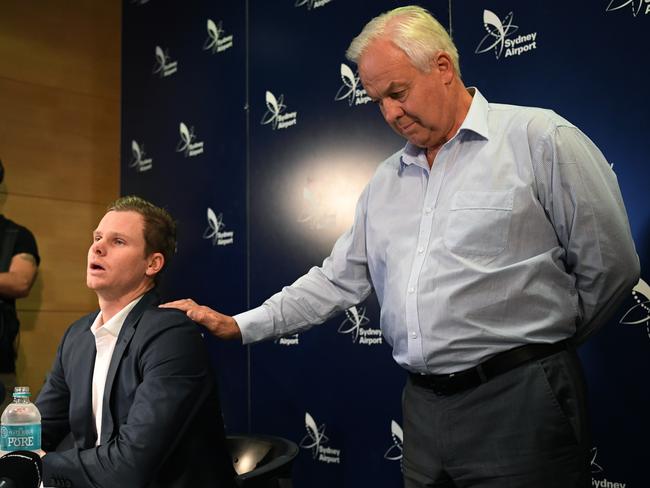 Peter Smith comforts his son following Sandpapergate. Picture: AAP Image/David Moir