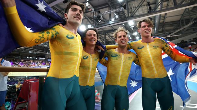 Oliver Bleddyn, Sam Welsford, Conor Leahy and Kelland O'Brien celebrate gold. Picture: Getty Images