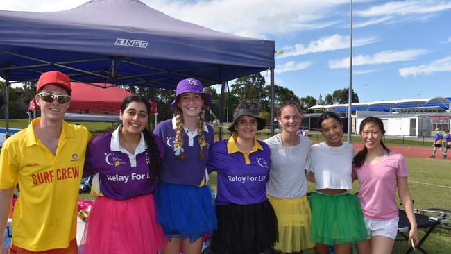 Jayden Barretts, Sehaj Kochhar, Shannon White, Renee Crisafulli, Penny Casson, Elly Yeow and Melanie Qin Wahaha at the Sunshine Coast Relay for Life 2022.